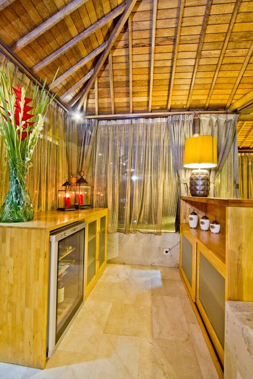Puri Ratu Jimbaran Villa Exterior foto
