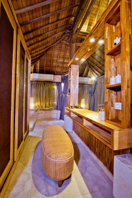 Puri Ratu Jimbaran Villa Exterior foto
